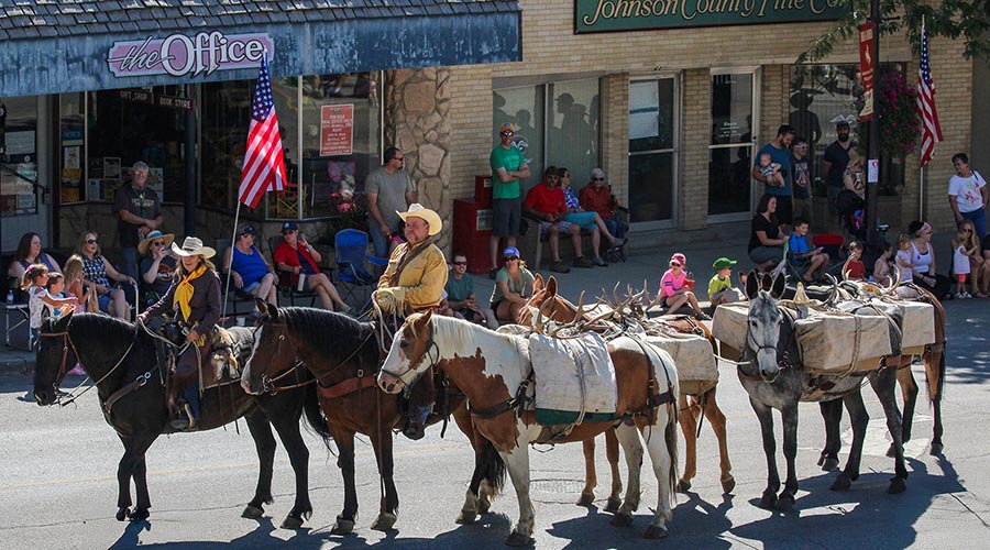 horses downtown Buffalo by Rob Yingling